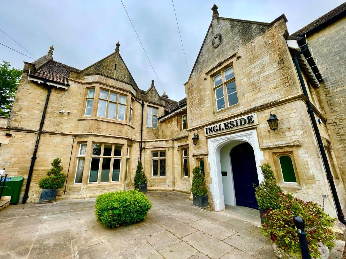 ホテル Ingleside House サイレンセスター エクステリア 写真