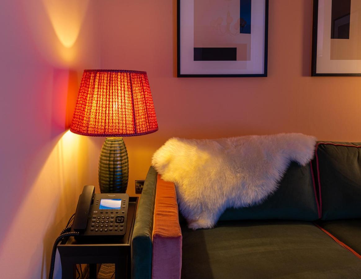 ホテル Ingleside House サイレンセスター エクステリア 写真